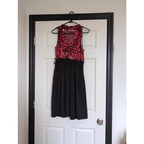 Size 8 black and red dress - Picture 1 of 5
